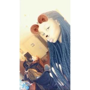 Meet your Posher, Isata